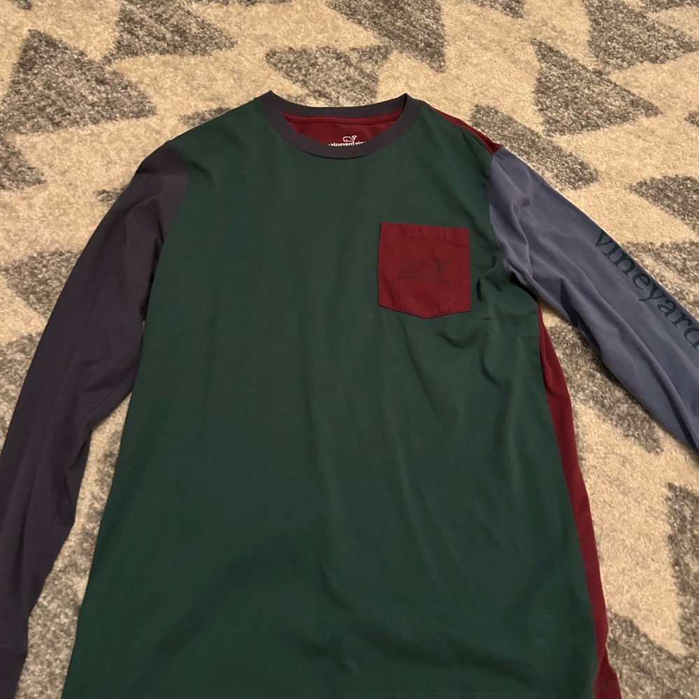 Vineyard Vines Boys Colorblock long sleeve shirt NWOT